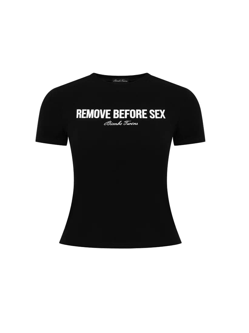 Футболка REMOVE BEFORE SEX